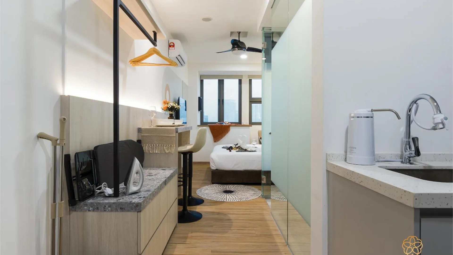 Riveria Premium Kuala Lumpur, Roam Apartment