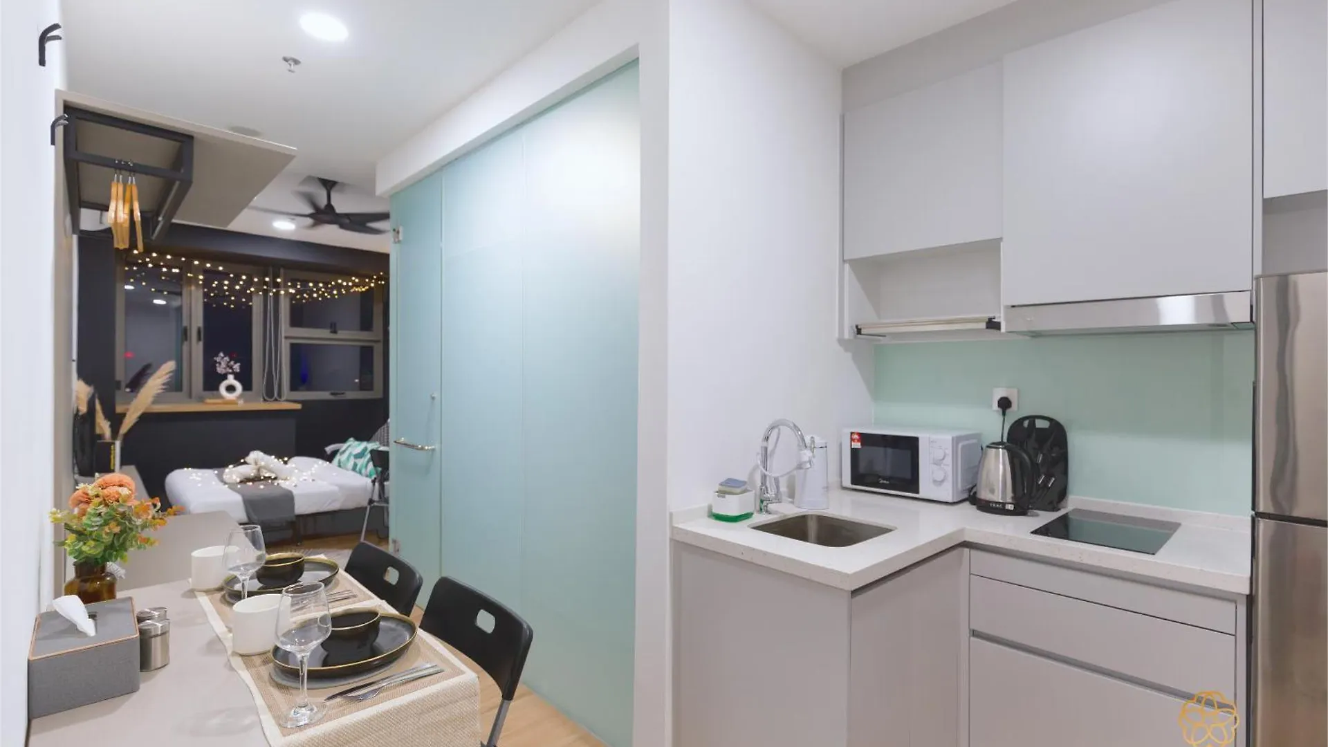 Riveria Premium Kuala Lumpur, Roam
